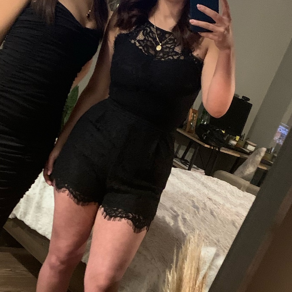 Black romper - Picture 7 of 10